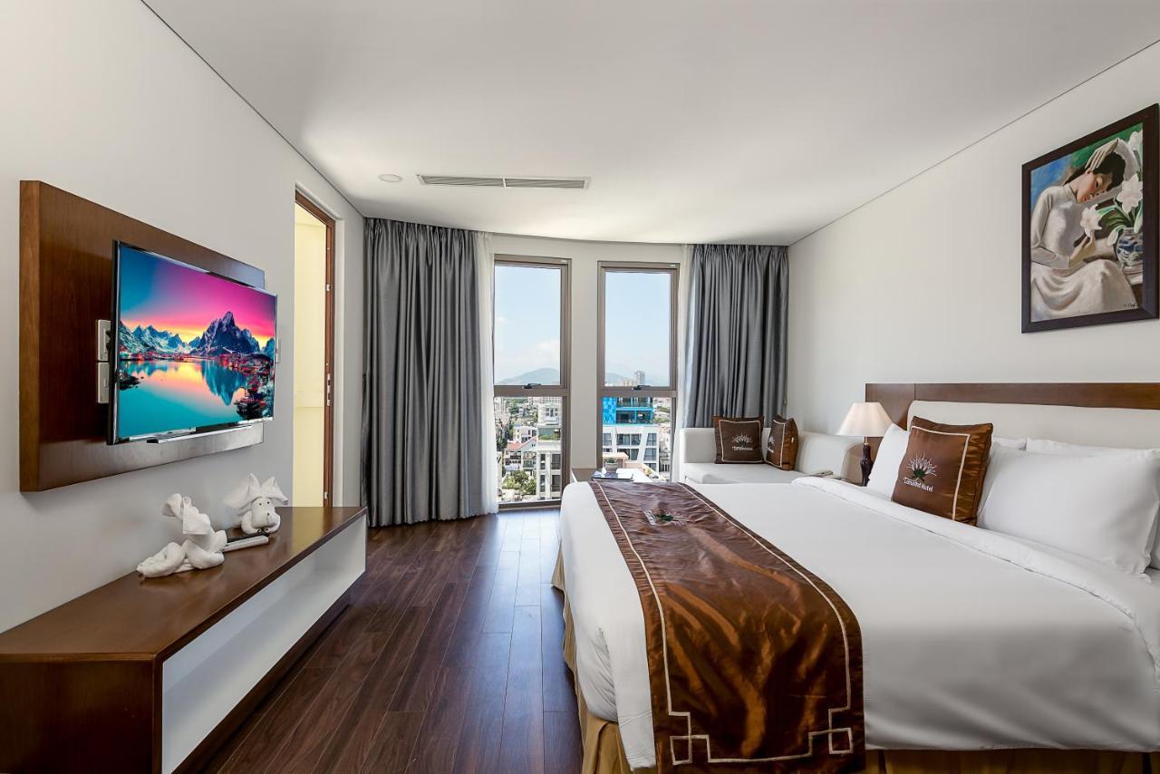 Tamarind Danang Beach Hotel Экстерьер фото