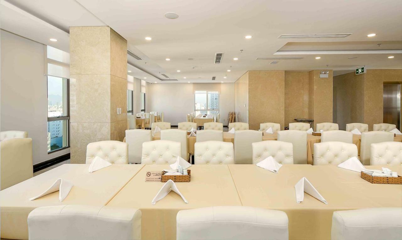 Tamarind Danang Beach Hotel Экстерьер фото