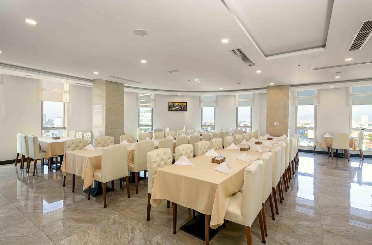 Tamarind Danang Beach Hotel Экстерьер фото